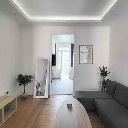 Cozy 1br - Arroios Area | By Airnest *